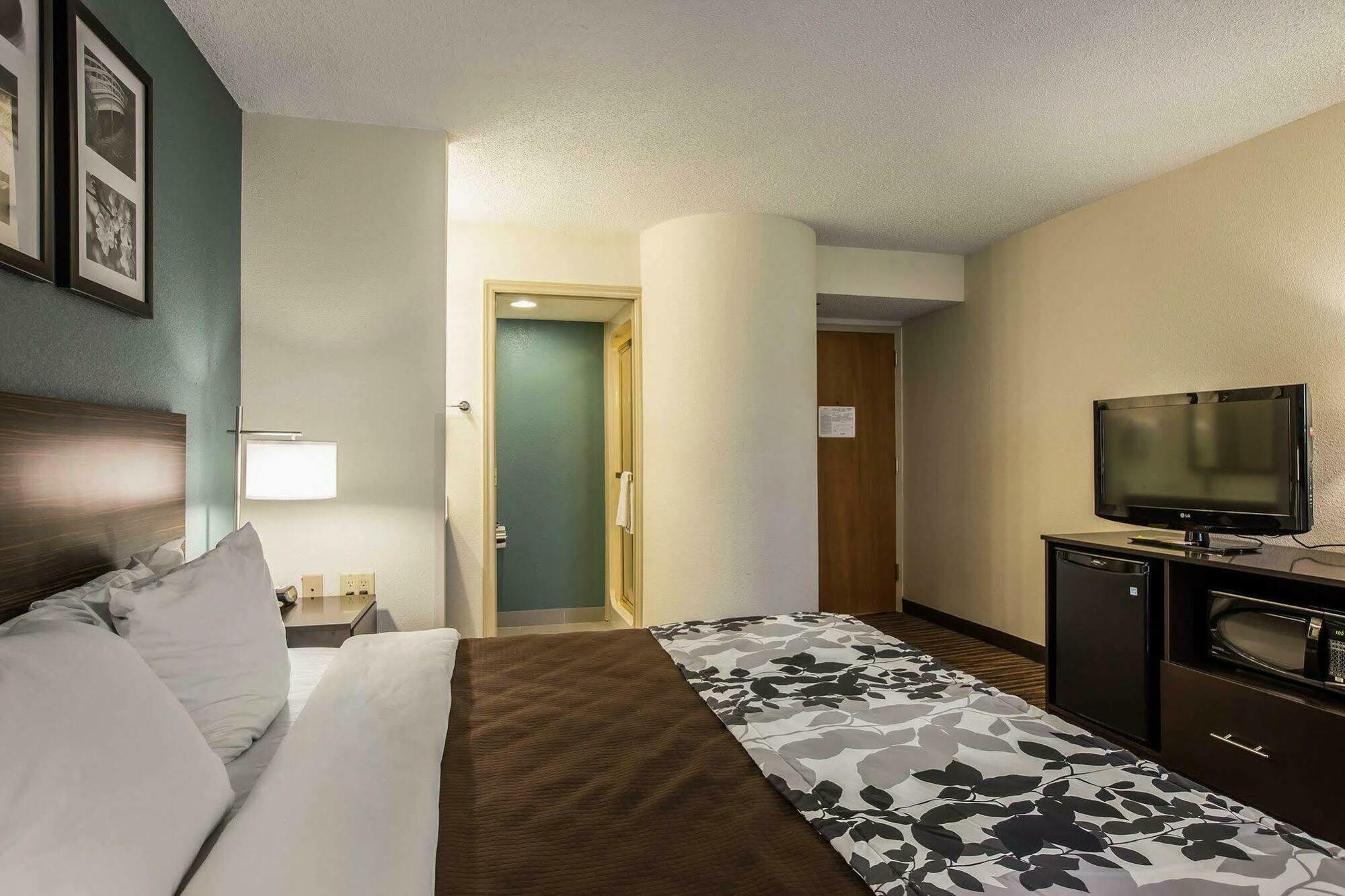 Sleep Inn Greensboro Airport Buitenkant foto